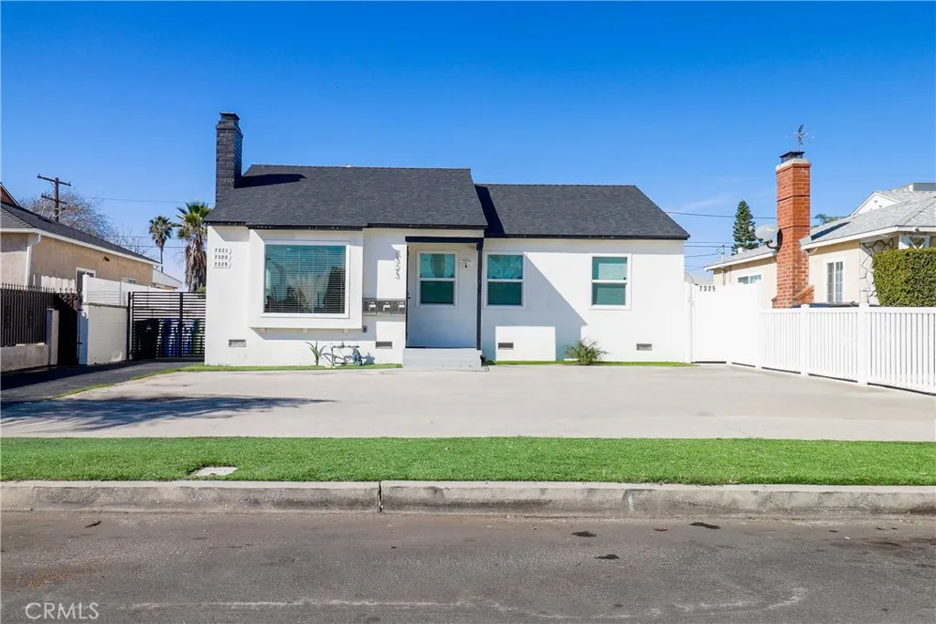 7323 Camellia Avenue, North Hollywood, California 91605 home-pic-2
